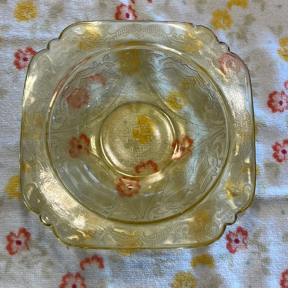 Rim Soup Bowl
Madrid Amber
by FEDERAL GLASS